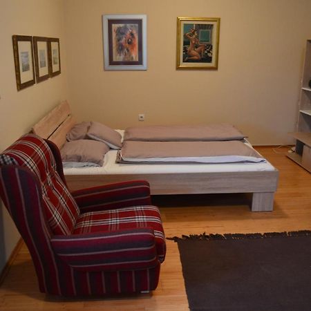 Ferienwohnung Apartman Mile Subotica Exterior foto